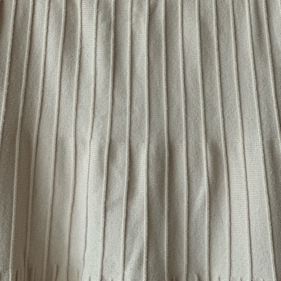 Long Ribbed Skirt - Picture 2 of 3